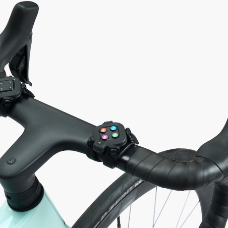 Wahoo KICKR CORE 2 (3rd Gen) Zwift Cog & Click trenažér