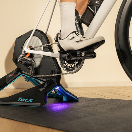 TACX NEO 2T so Zwift Cog + Click - smart cyklotrenažér s virtuálnym radením